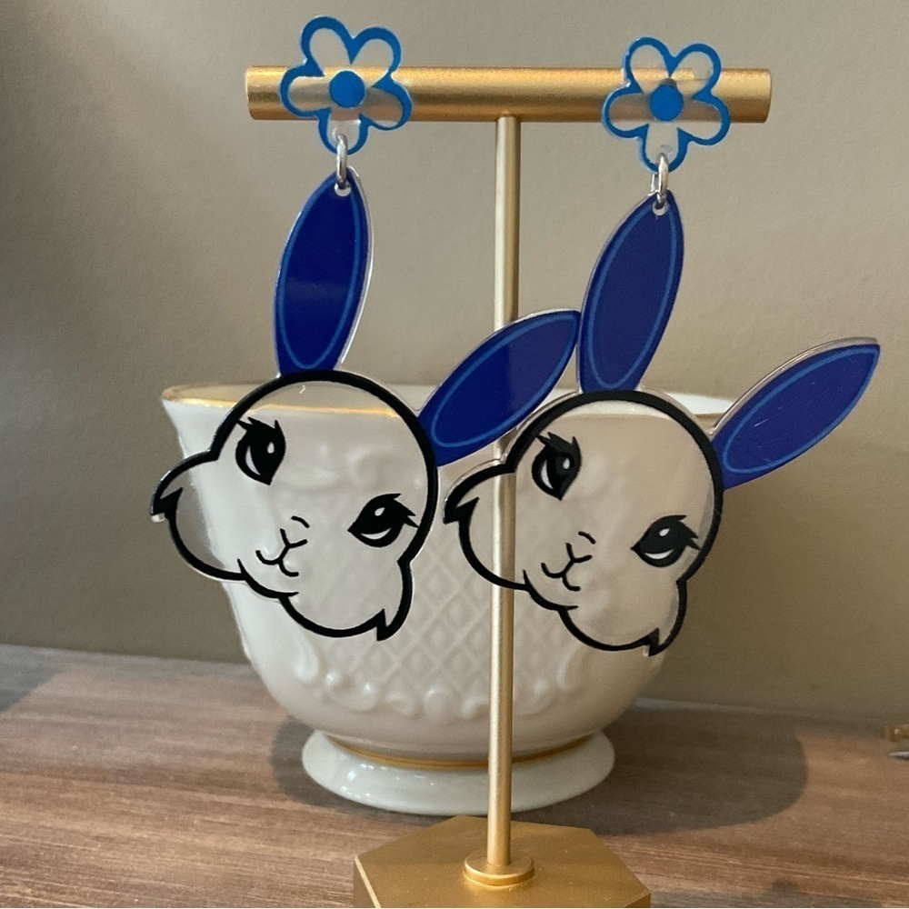 New Bunny & Flower Decor Stylish Cute Dangle Earrings